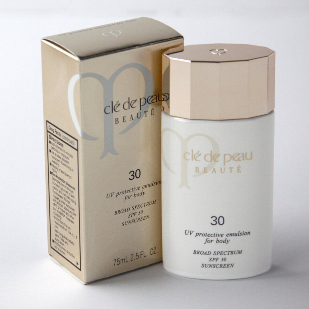 Cle de peau UV 30 sunscreen
